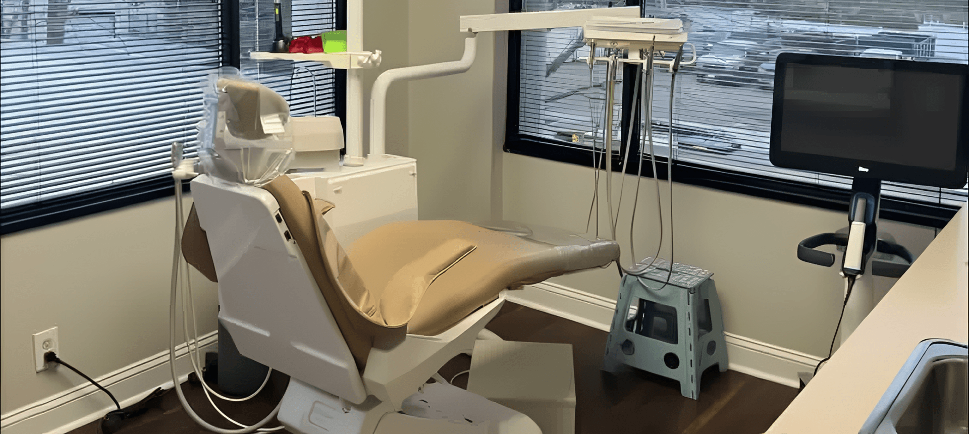 Dentist office with equipment
